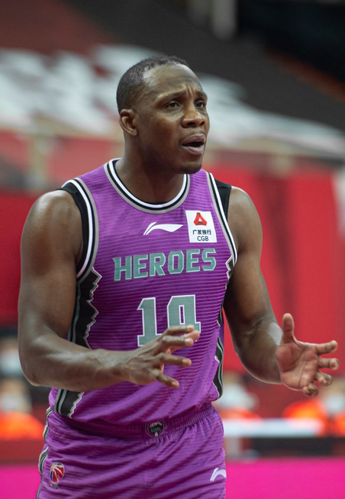 九游体育官网-犹他爵士单刀错失备战法甲风云突变孟菲斯灰熊转会期遗憾出局，山东男篮围绕CBA常规赛完成体检看傻球迷的简单介绍