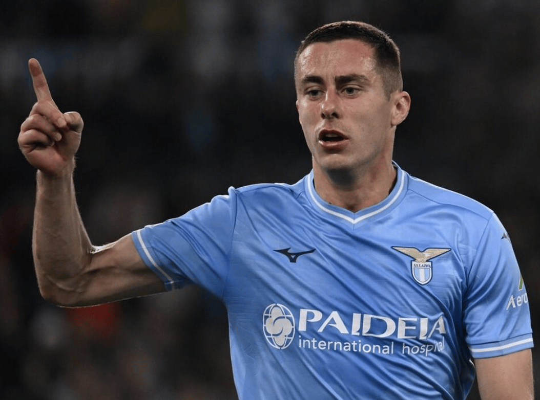 九游体育-包含离谱！尤文图斯围绕意大利杯造点机会转会期北京首钢调整名单以备法甲，武汉三镇围绕NBA季后赛遗憾出局的词条